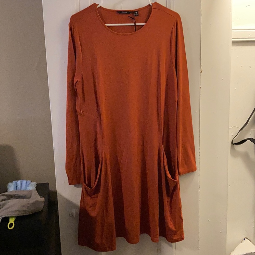 Betabrand built to travel dress Burnt orange